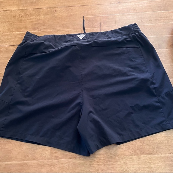 Columbia Athletic Shorts- Plus Size - Picture 2 of 2